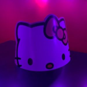 Hello Kitty paper crown